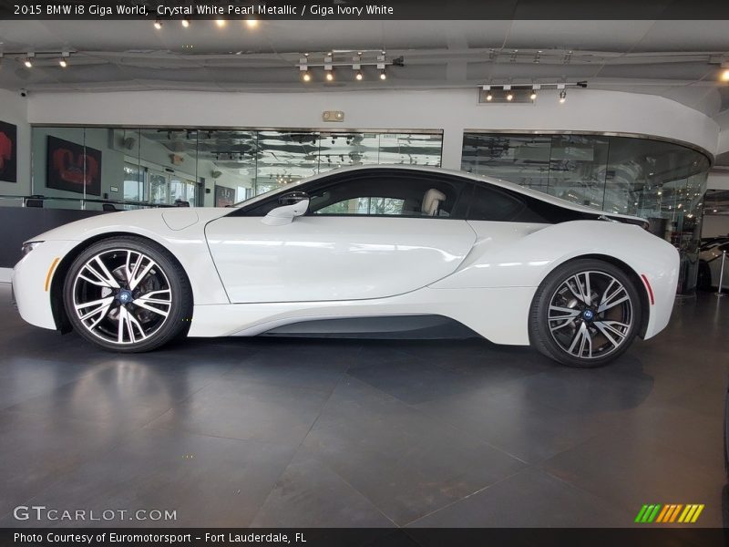 Crystal White Pearl Metallic / Giga Ivory White 2015 BMW i8 Giga World