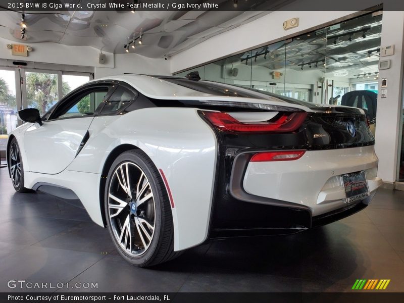 Crystal White Pearl Metallic / Giga Ivory White 2015 BMW i8 Giga World