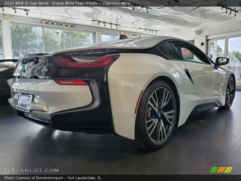 Crystal White Pearl Metallic / Giga Ivory White 2015 BMW i8 Giga World