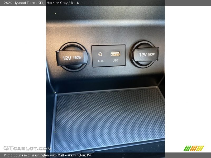 Machine Gray / Black 2020 Hyundai Elantra SEL