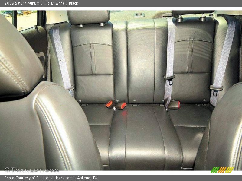 Polar White / Black 2009 Saturn Aura XR