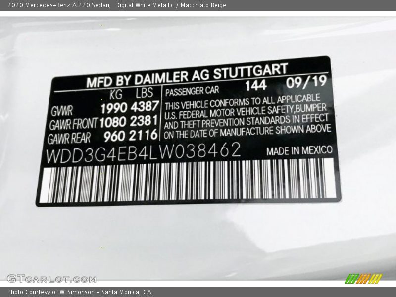 Digital White Metallic / Macchiato Beige 2020 Mercedes-Benz A 220 Sedan