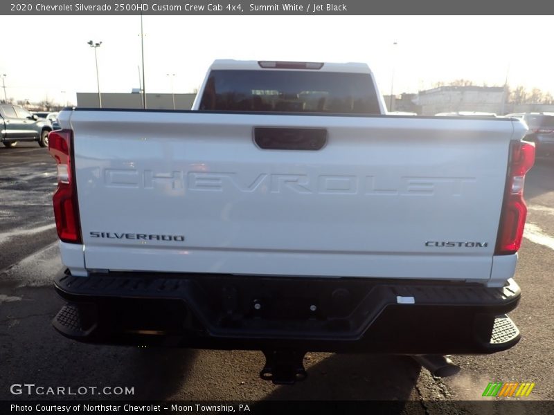 Summit White / Jet Black 2020 Chevrolet Silverado 2500HD Custom Crew Cab 4x4