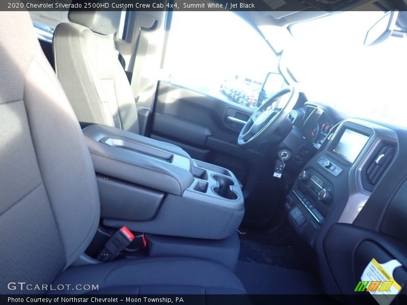 Summit White / Jet Black 2020 Chevrolet Silverado 2500HD Custom Crew Cab 4x4