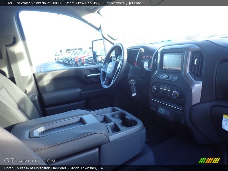 Summit White / Jet Black 2020 Chevrolet Silverado 2500HD Custom Crew Cab 4x4