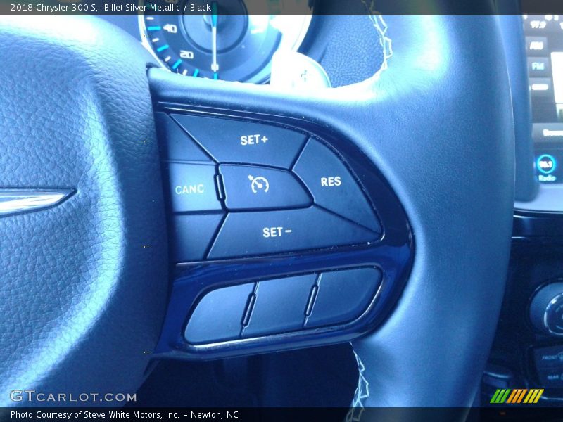 Billet Silver Metallic / Black 2018 Chrysler 300 S
