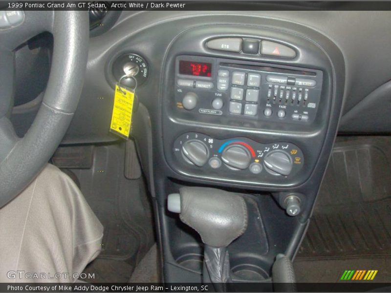 Arctic White / Dark Pewter 1999 Pontiac Grand Am GT Sedan