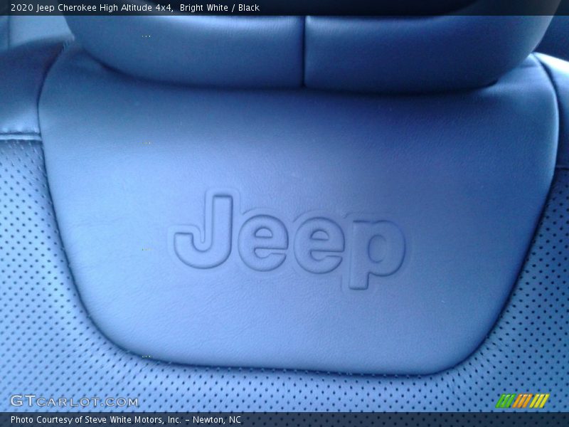 Bright White / Black 2020 Jeep Cherokee High Altitude 4x4