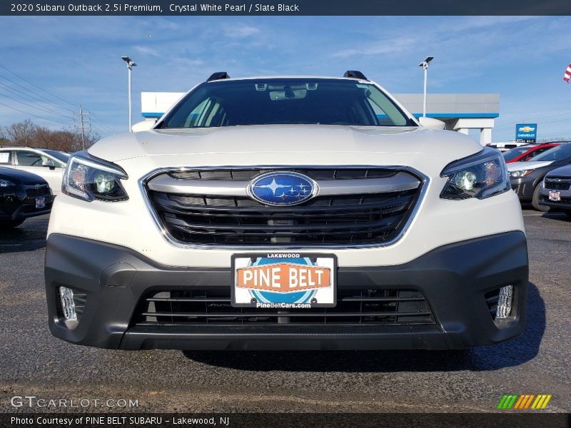 Crystal White Pearl / Slate Black 2020 Subaru Outback 2.5i Premium