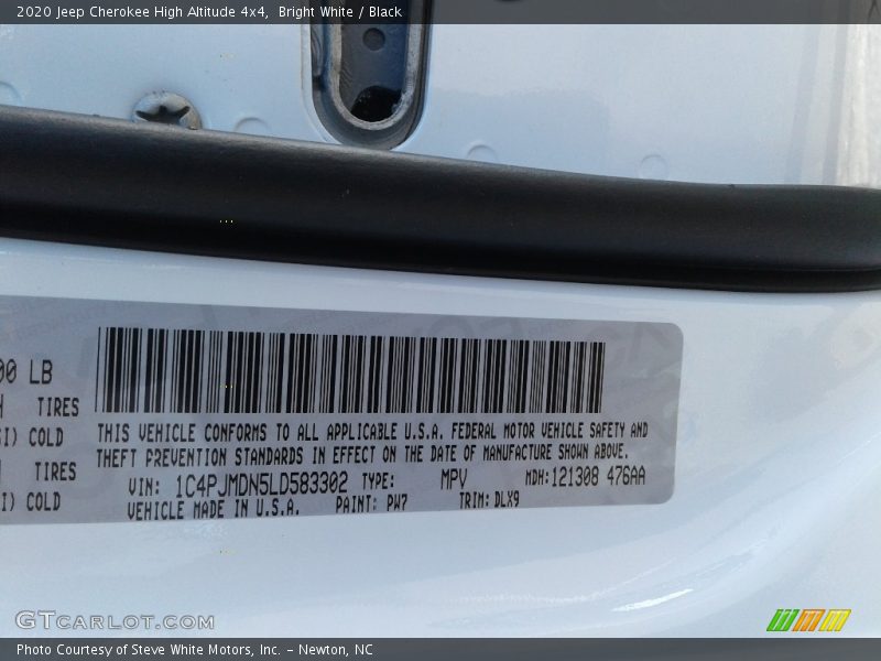 Bright White / Black 2020 Jeep Cherokee High Altitude 4x4