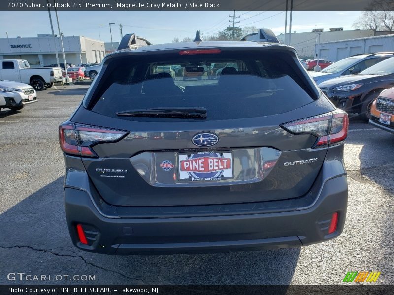 Magnetite Gray Metallic / Slate Black 2020 Subaru Outback 2.5i Premium