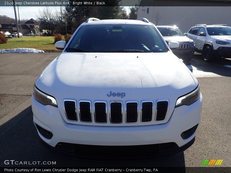 Bright White / Black 2020 Jeep Cherokee Latitude Plus 4x4