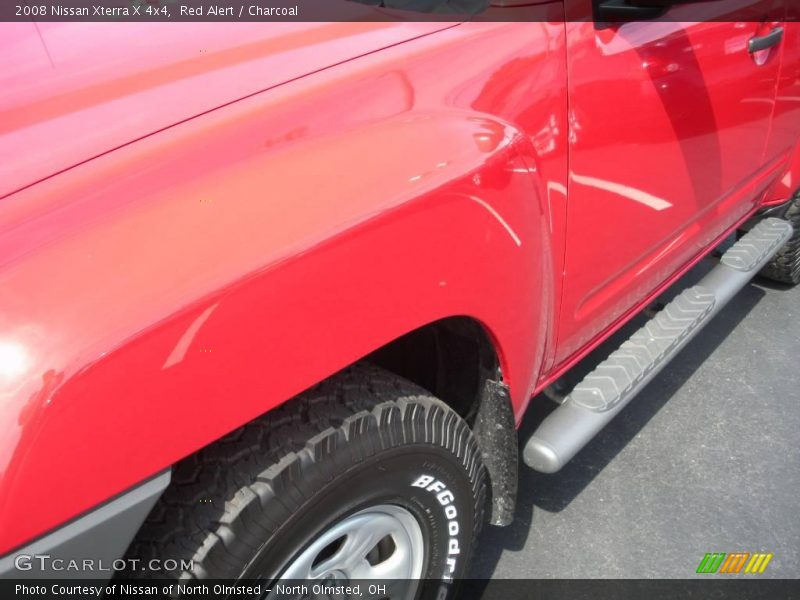 Red Alert / Charcoal 2008 Nissan Xterra X 4x4
