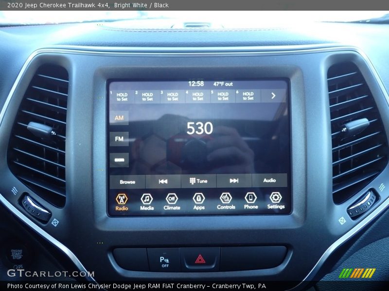 Bright White / Black 2020 Jeep Cherokee Trailhawk 4x4