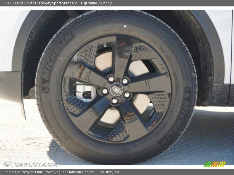 Fuji White / Ebony 2020 Land Rover Discovery Sport Standard