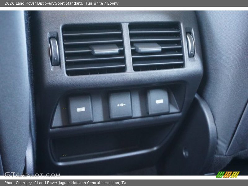 Fuji White / Ebony 2020 Land Rover Discovery Sport Standard