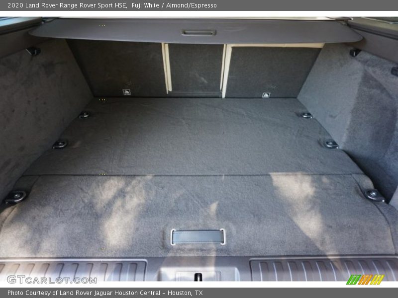 Fuji White / Almond/Espresso 2020 Land Rover Range Rover Sport HSE