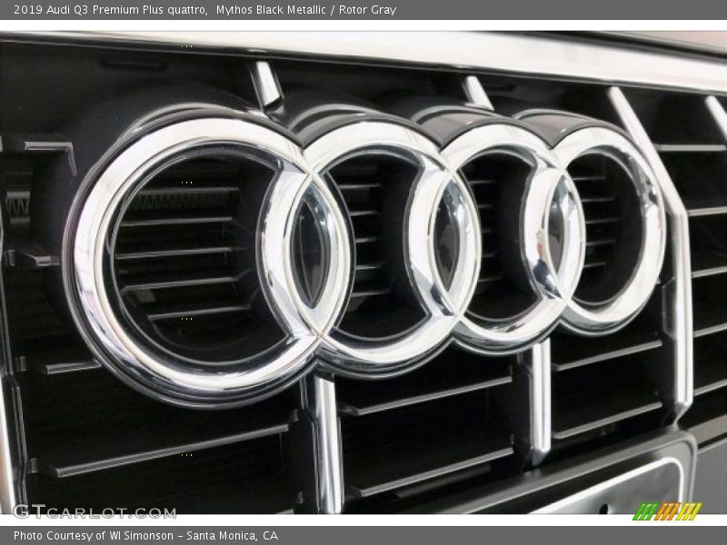 Mythos Black Metallic / Rotor Gray 2019 Audi Q3 Premium Plus quattro