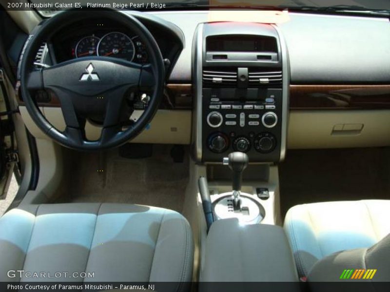 Platinum Beige Pearl / Beige 2007 Mitsubishi Galant ES