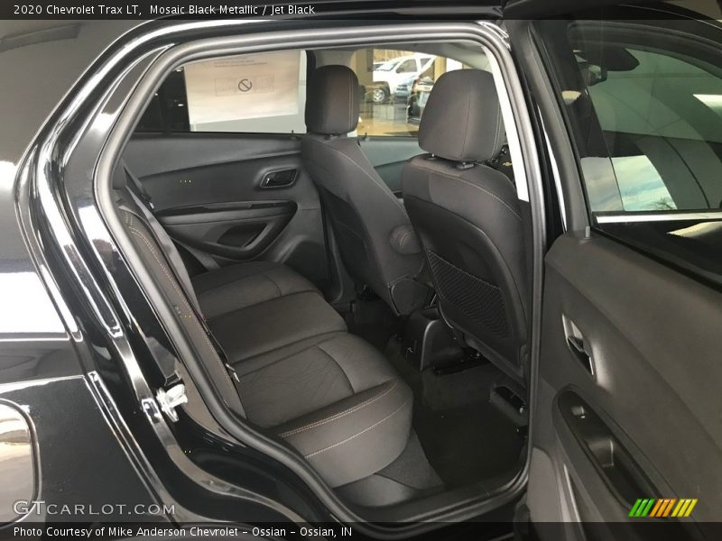 Mosaic Black Metallic / Jet Black 2020 Chevrolet Trax LT