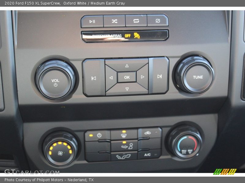 Oxford White / Medium Earth Gray 2020 Ford F150 XL SuperCrew