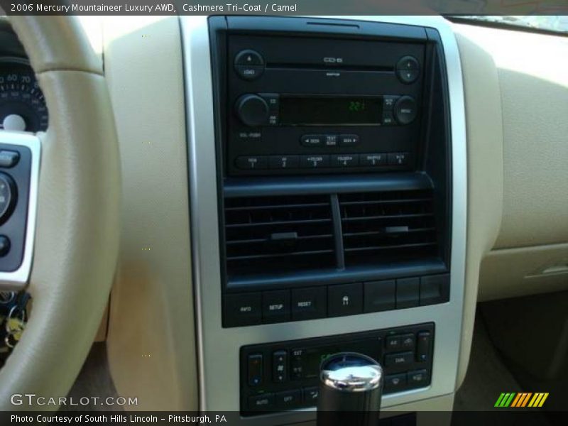 Cashmere Tri-Coat / Camel 2006 Mercury Mountaineer Luxury AWD