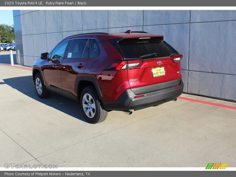 Ruby Flare Pearl / Black 2020 Toyota RAV4 LE