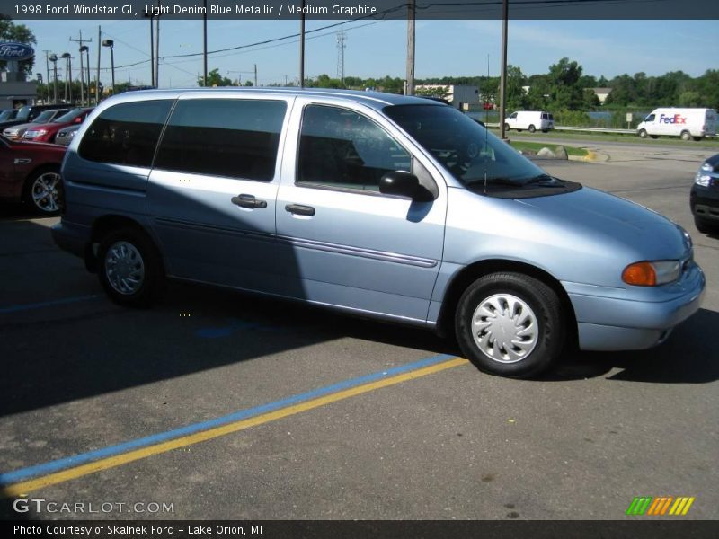 Light Denim Blue Metallic / Medium Graphite 1998 Ford Windstar GL