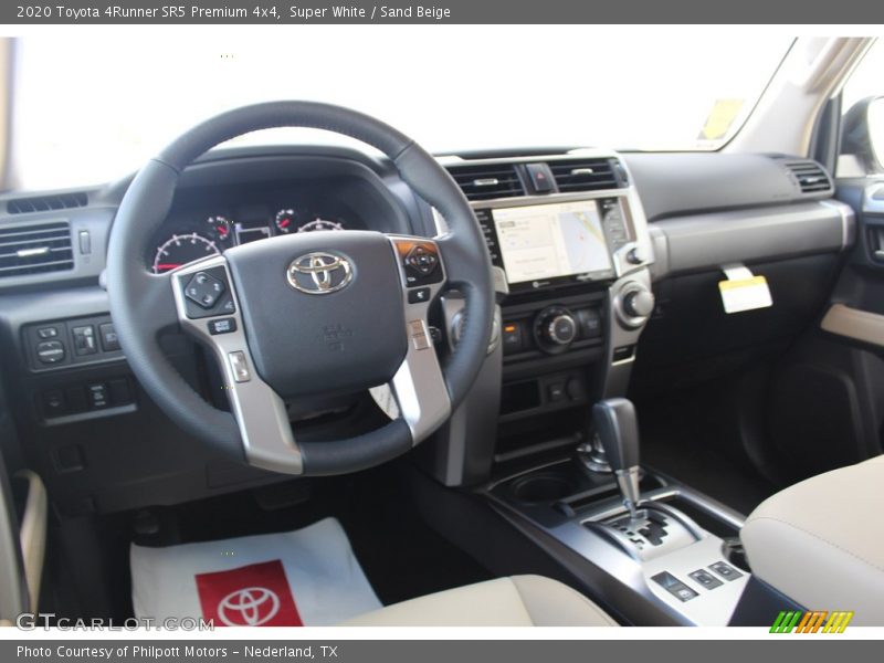 Super White / Sand Beige 2020 Toyota 4Runner SR5 Premium 4x4