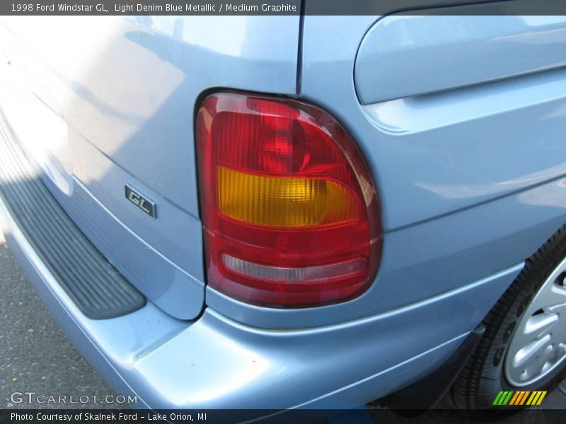 Light Denim Blue Metallic / Medium Graphite 1998 Ford Windstar GL