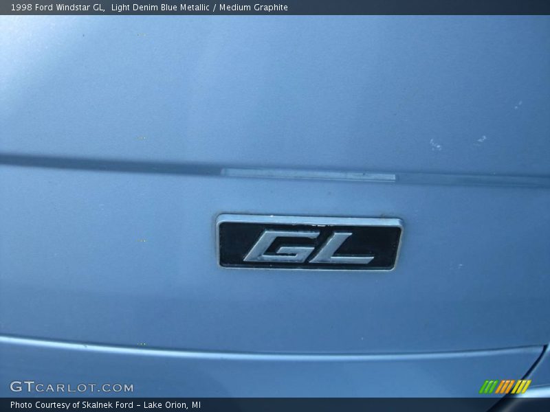 Light Denim Blue Metallic / Medium Graphite 1998 Ford Windstar GL