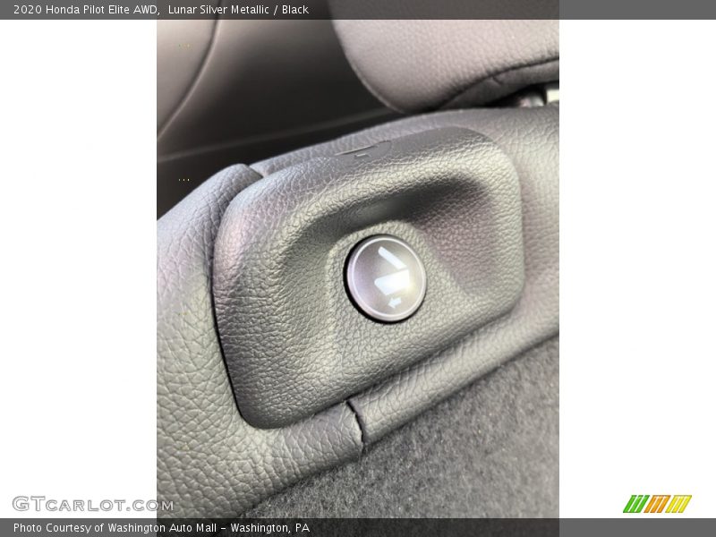 Lunar Silver Metallic / Black 2020 Honda Pilot Elite AWD
