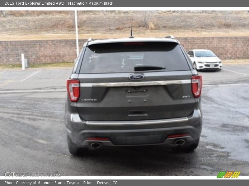 Magnetic / Medium Black 2019 Ford Explorer Limited 4WD