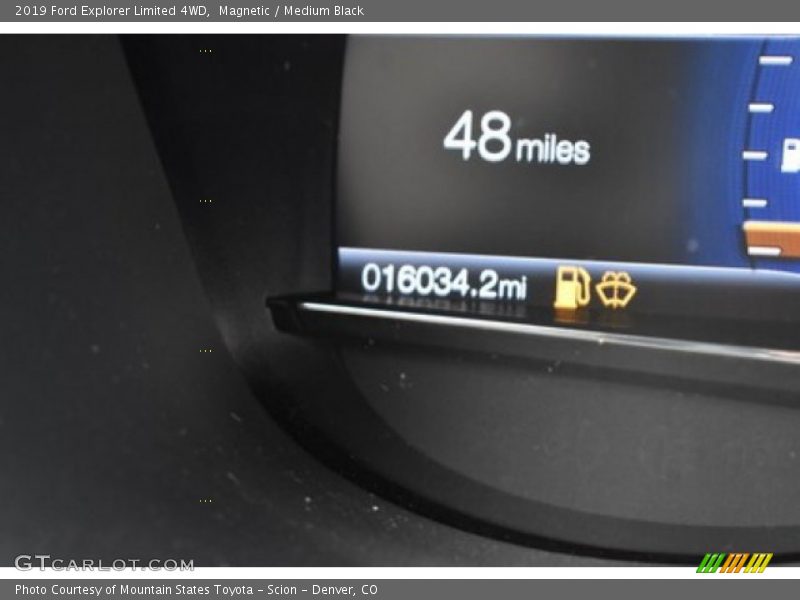 Magnetic / Medium Black 2019 Ford Explorer Limited 4WD