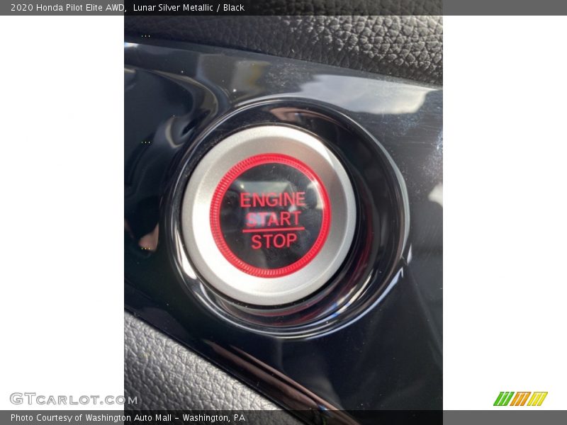Lunar Silver Metallic / Black 2020 Honda Pilot Elite AWD