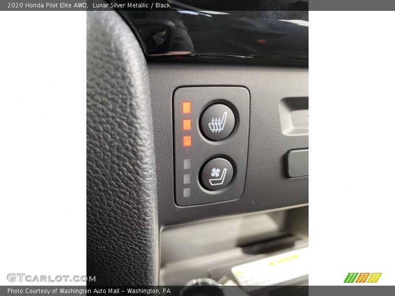 Lunar Silver Metallic / Black 2020 Honda Pilot Elite AWD