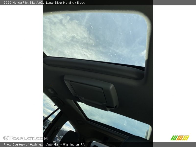 Lunar Silver Metallic / Black 2020 Honda Pilot Elite AWD