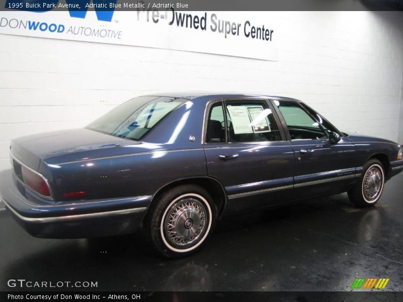 Adriatic Blue Metallic / Adriatic Blue 1995 Buick Park Avenue