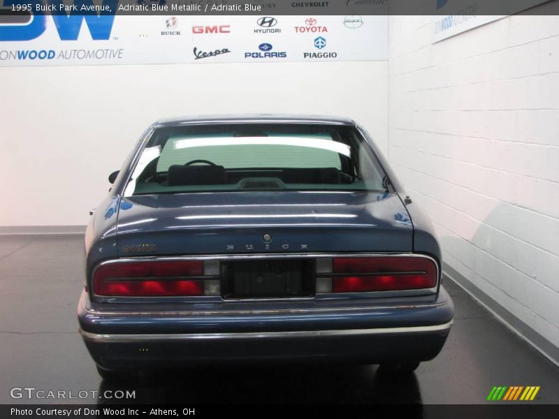 Adriatic Blue Metallic / Adriatic Blue 1995 Buick Park Avenue