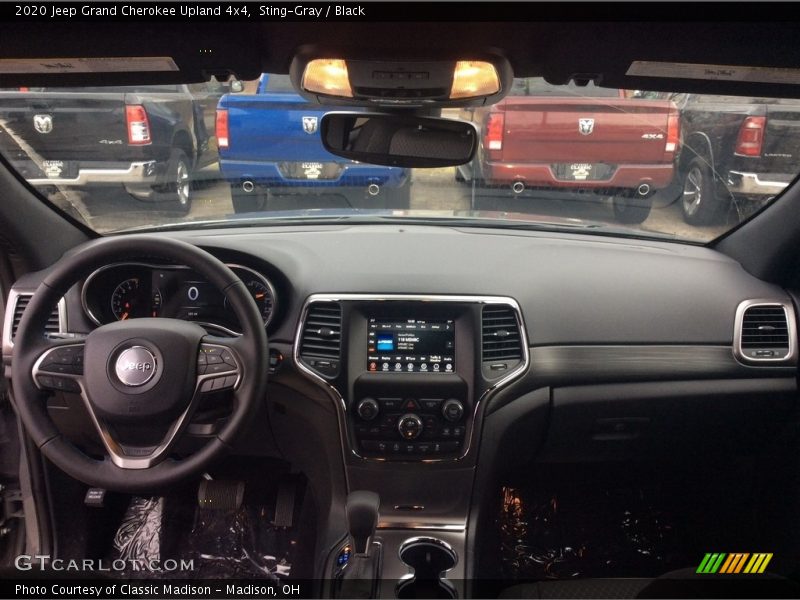 Sting-Gray / Black 2020 Jeep Grand Cherokee Upland 4x4