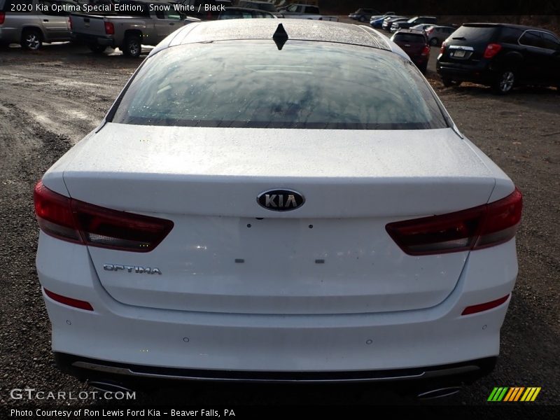 Snow White / Black 2020 Kia Optima Special Edition