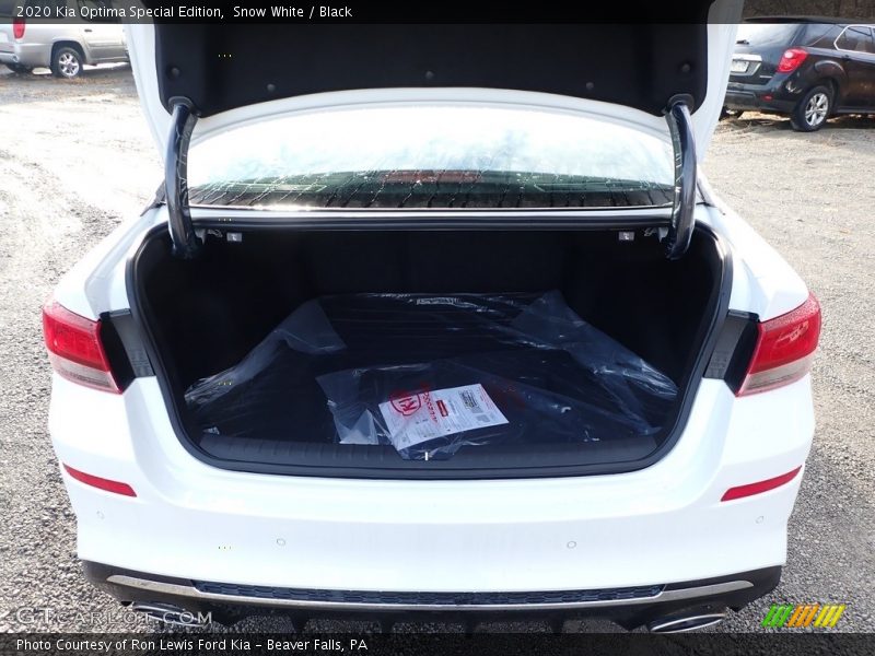 Snow White / Black 2020 Kia Optima Special Edition