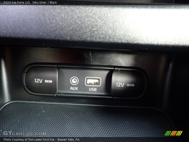Silky Silver / Black 2020 Kia Forte LXS