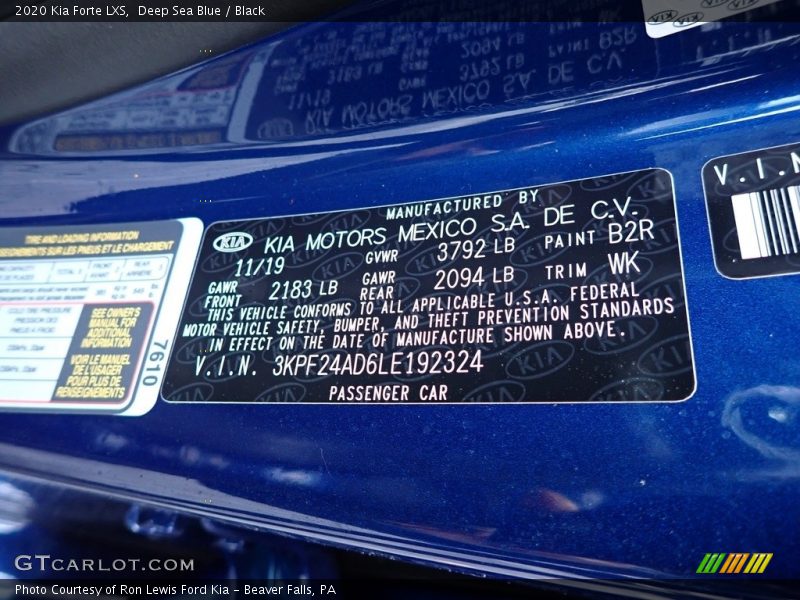Deep Sea Blue / Black 2020 Kia Forte LXS