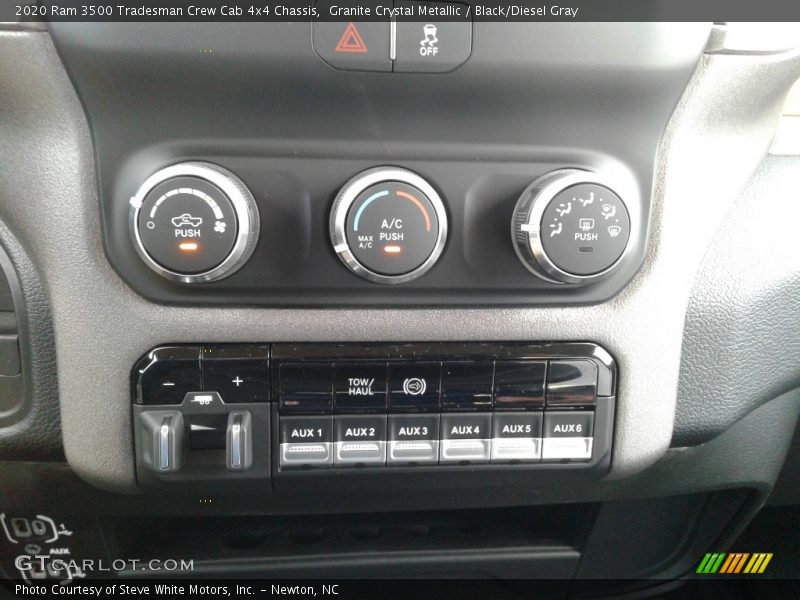 Controls of 2020 3500 Tradesman Crew Cab 4x4 Chassis
