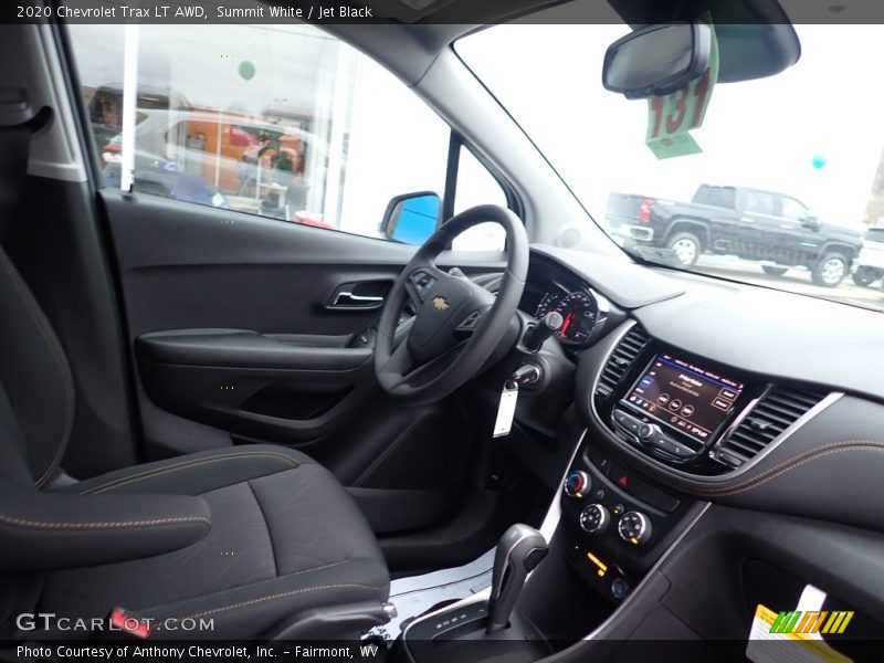 Summit White / Jet Black 2020 Chevrolet Trax LT AWD