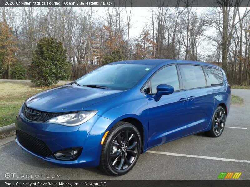  2020 Pacifica Touring Ocean Blue Metallic