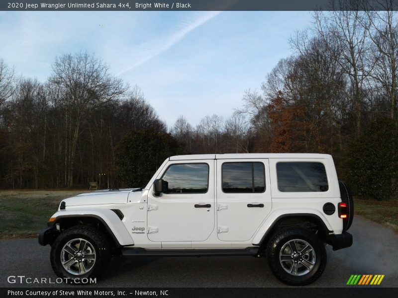 Bright White / Black 2020 Jeep Wrangler Unlimited Sahara 4x4