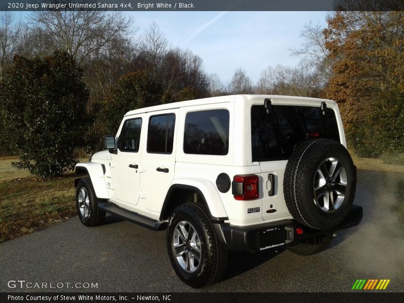 Bright White / Black 2020 Jeep Wrangler Unlimited Sahara 4x4