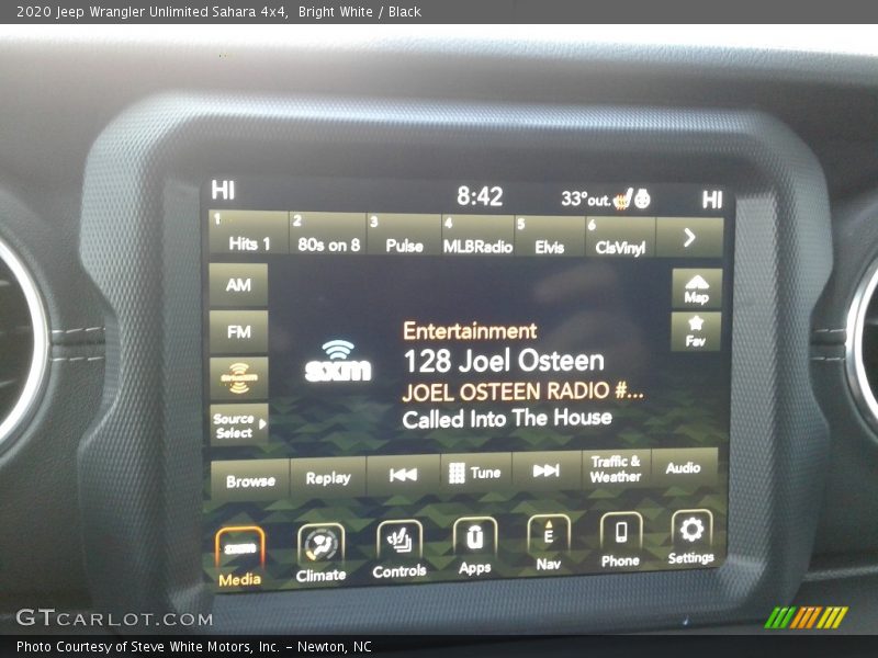 Bright White / Black 2020 Jeep Wrangler Unlimited Sahara 4x4